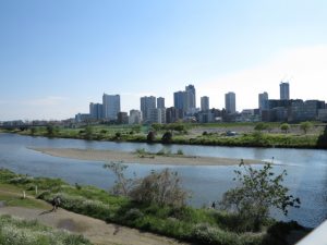 川崎市の教採　論文・場面指導・個人面接